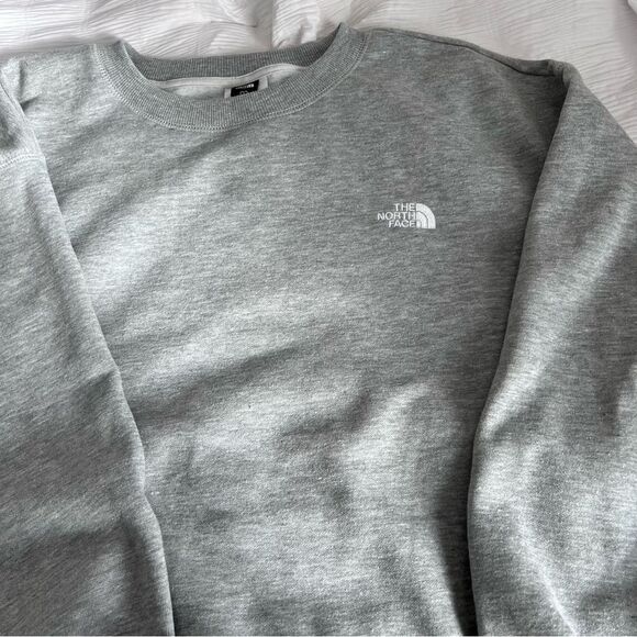 🆕 The North Face Women’s Cropped Crew Neck Sweatshirt size XXL - Picture 4 of 12